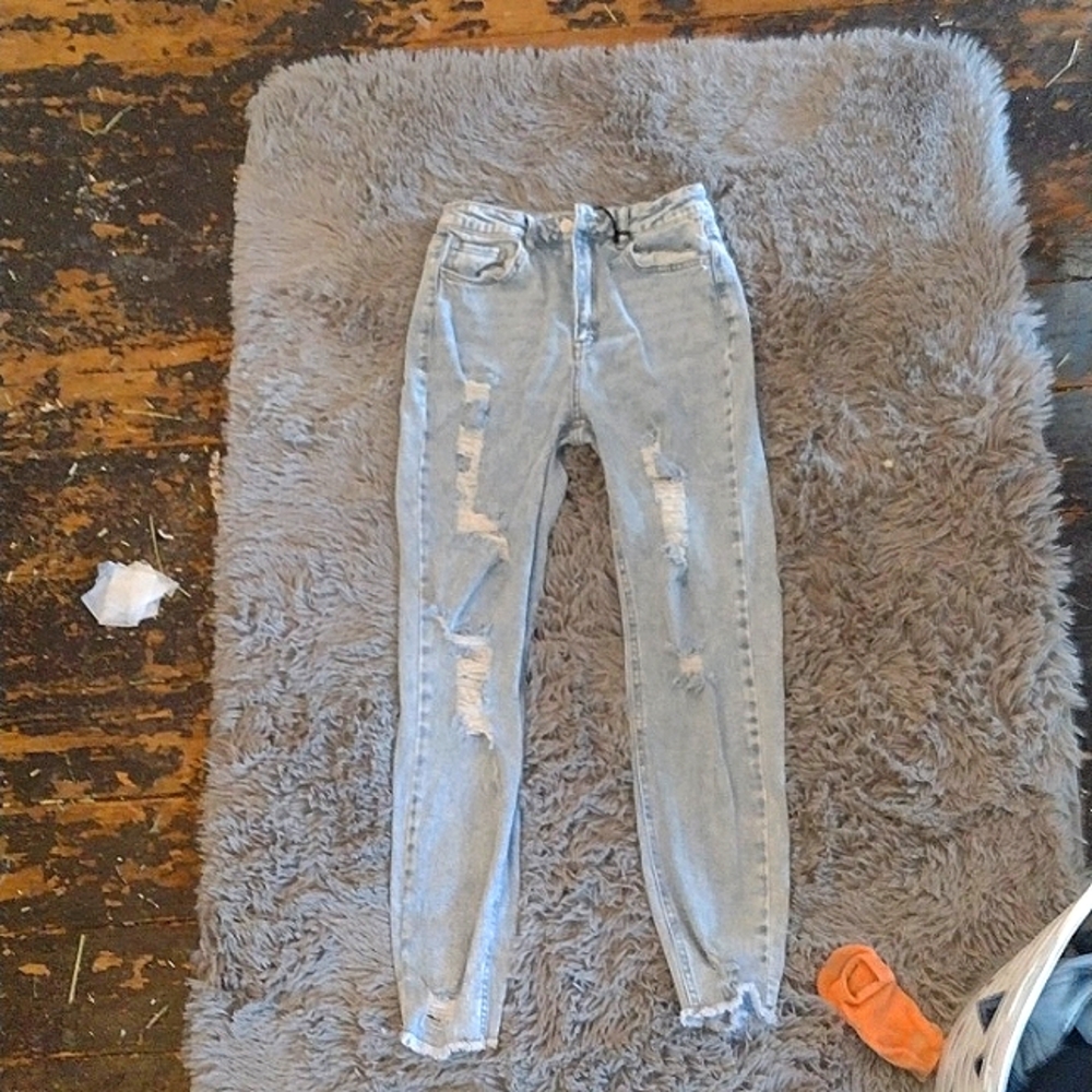 Ripped jeans